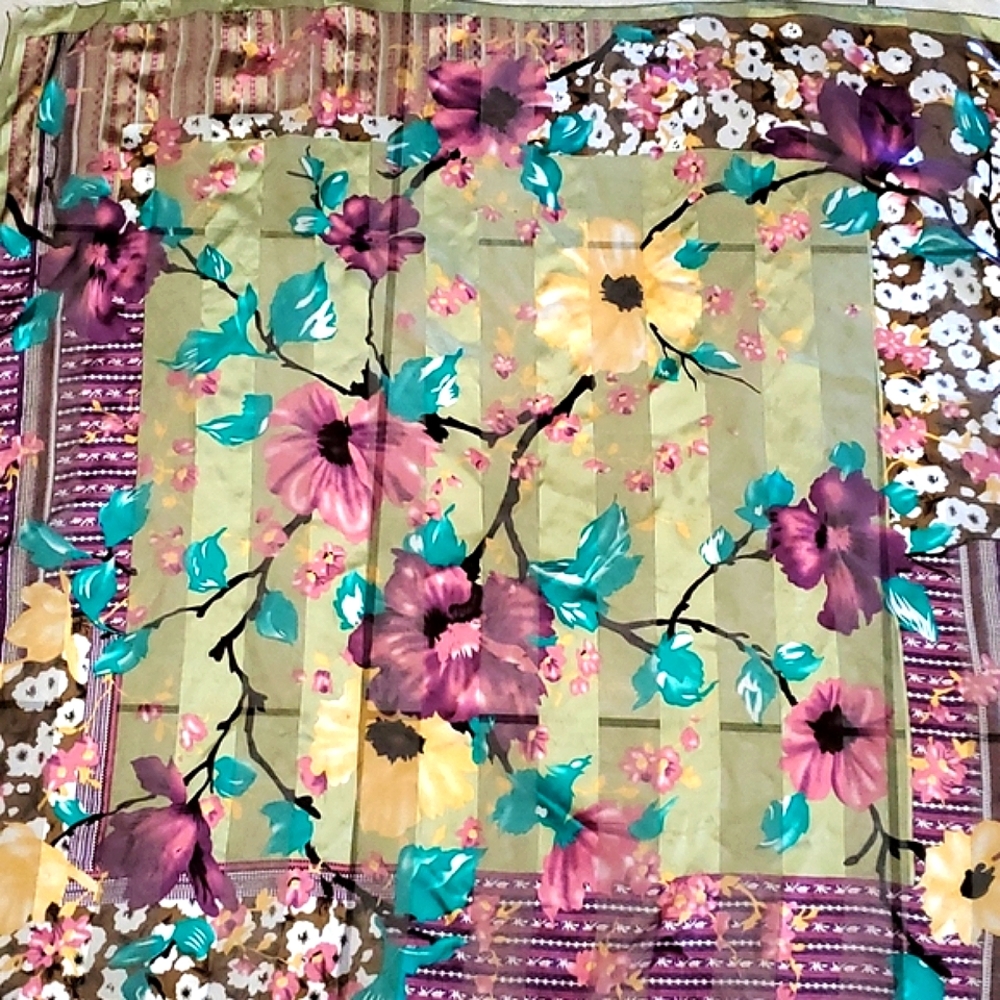 Gorgeous Vintage Floral Chic Satin Square Scarf Modern Office